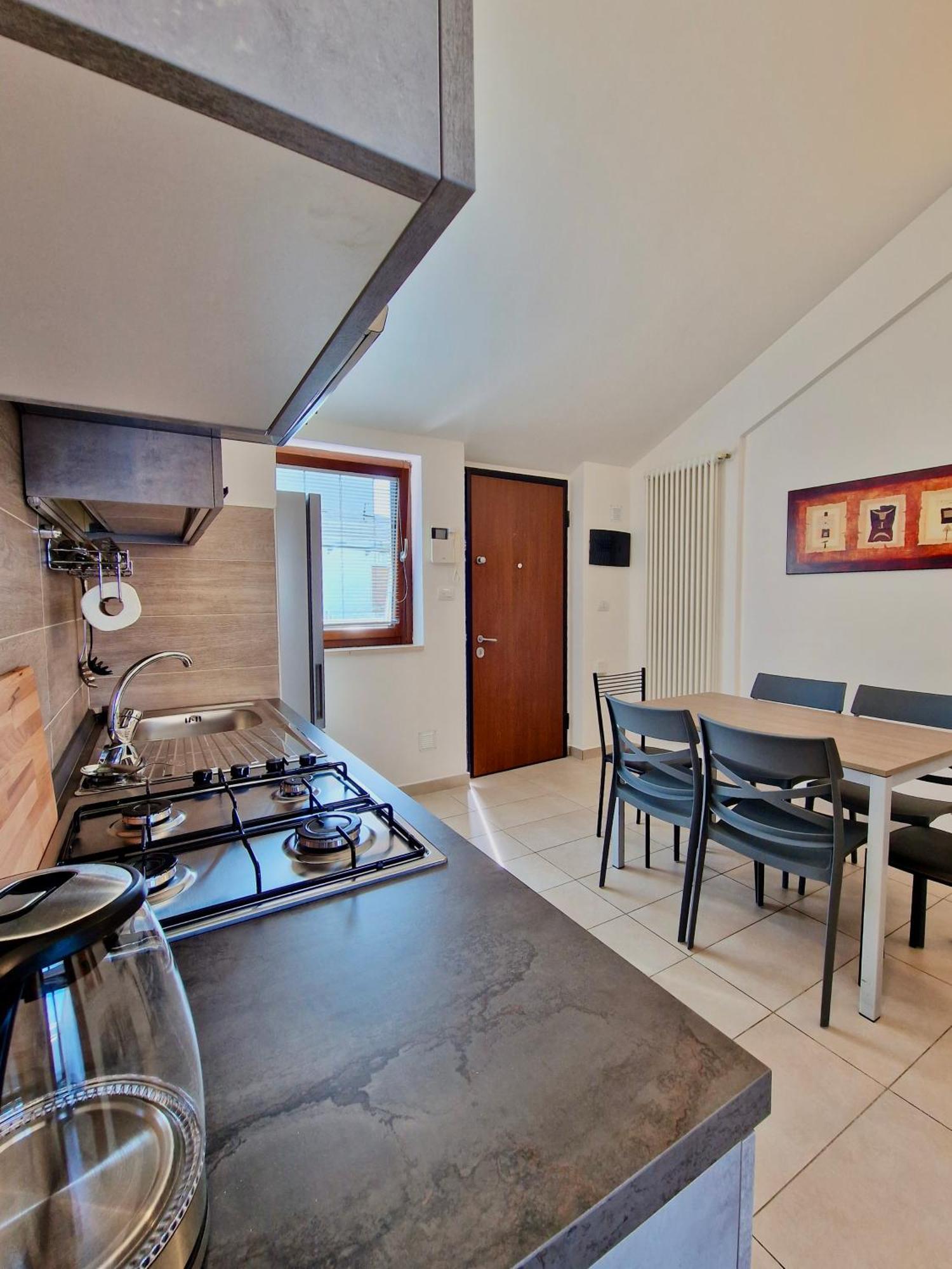 Casa Elena By Tramonti Apartments ลาควิลา ภายนอก รูปภาพ